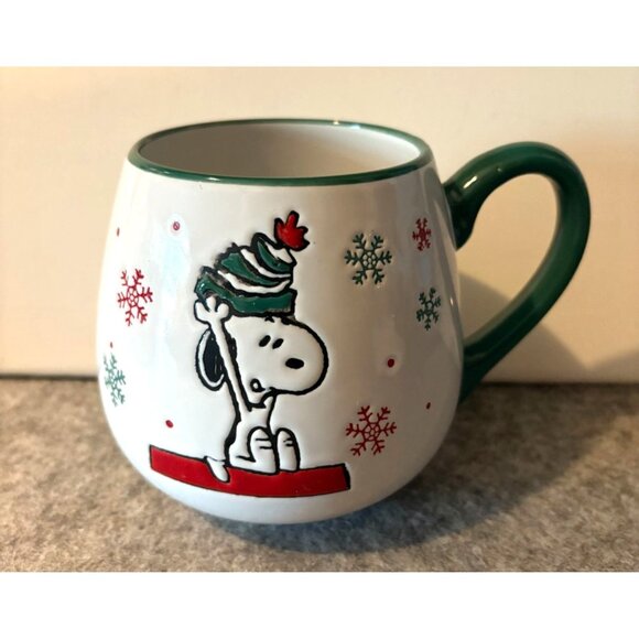 Peanuts Snoopy Christmas Mug by Gibson  # 2863 - Picture 1 of 4